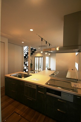 s-1 018-01.jpg